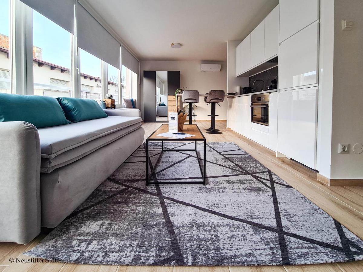 St Antoni Suite2 Stilvolle Ferienwohnung Mit Parkplatz In 艾森斯塔特 外观 照片